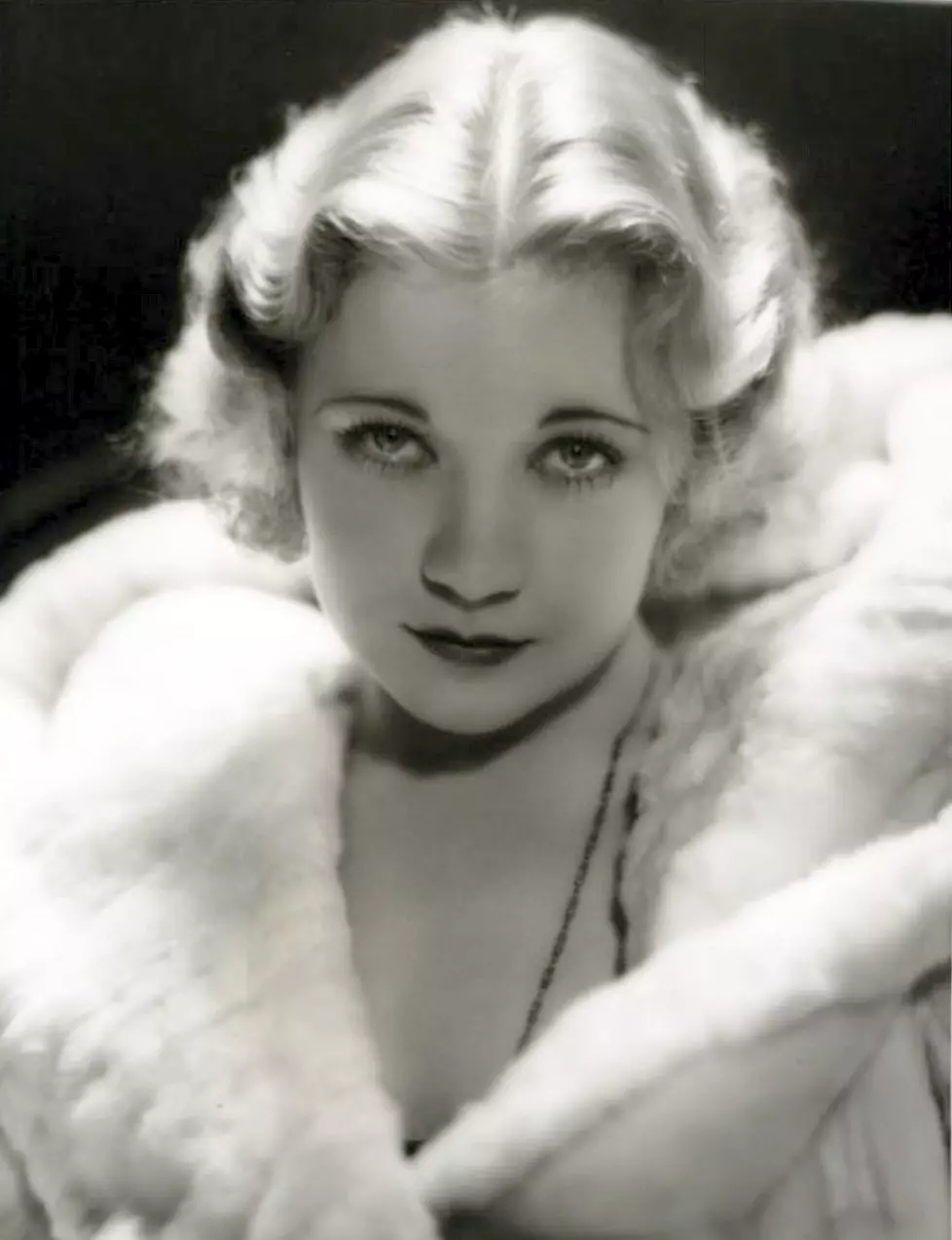 尤娜·默克尔 una merkel