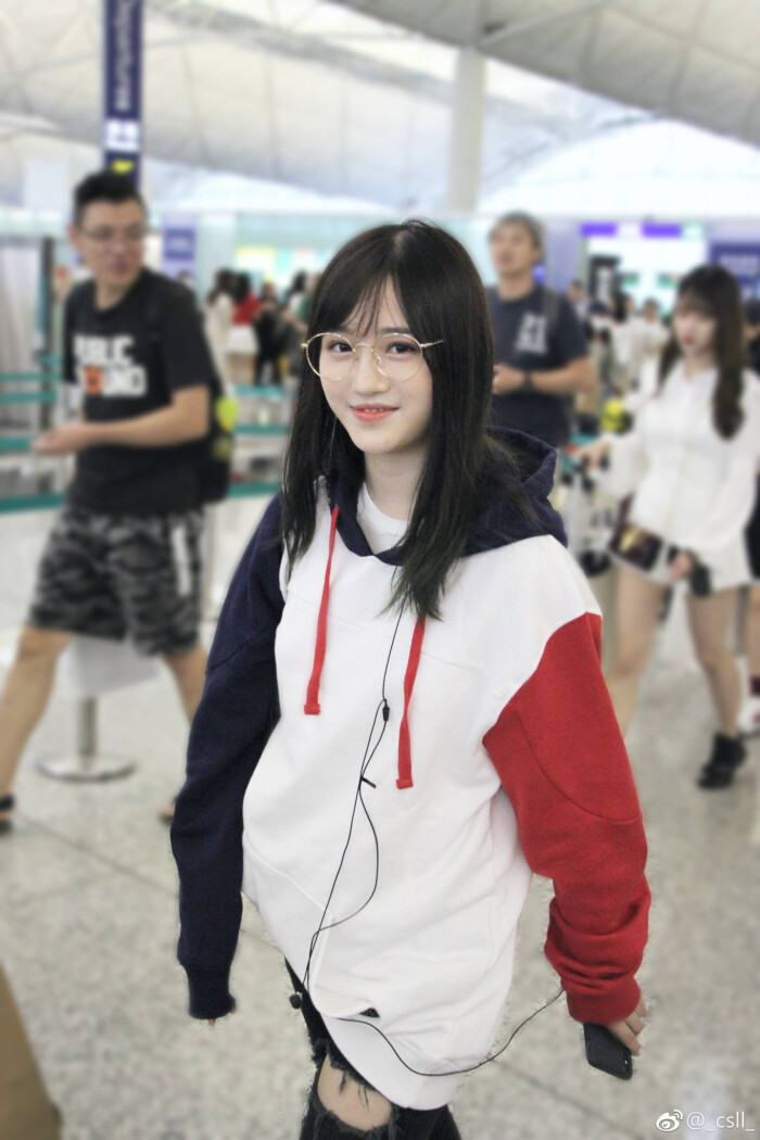 费沁源 