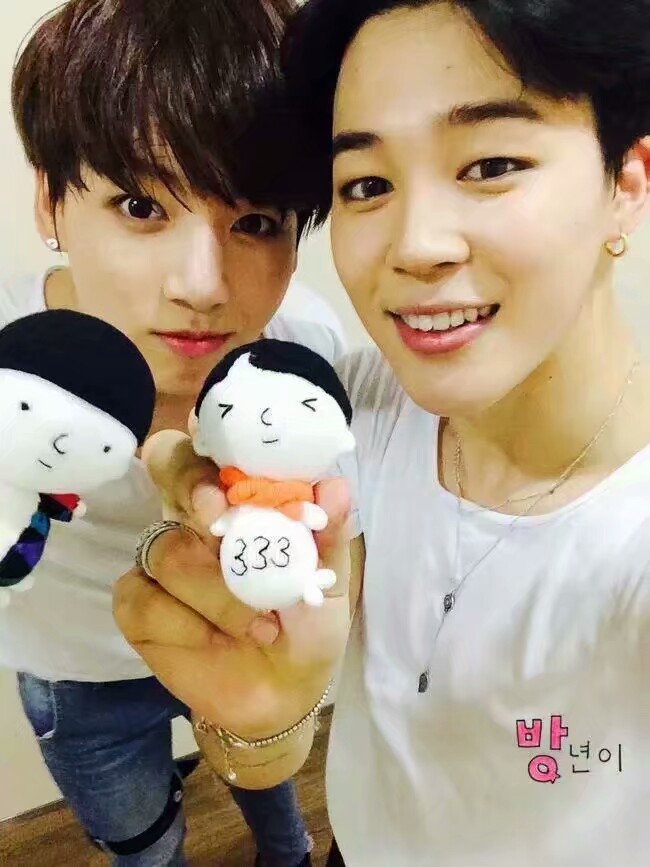 bts##防弹少年团##金南俊##金硕珍##闵玧其##郑号锡##朴智旻##金泰亨