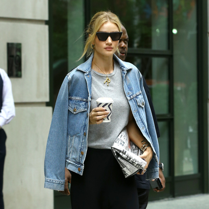 by爱喝可乐的古娜小姐 超模rosie huntington-whiteley罗茜·汉丁顿