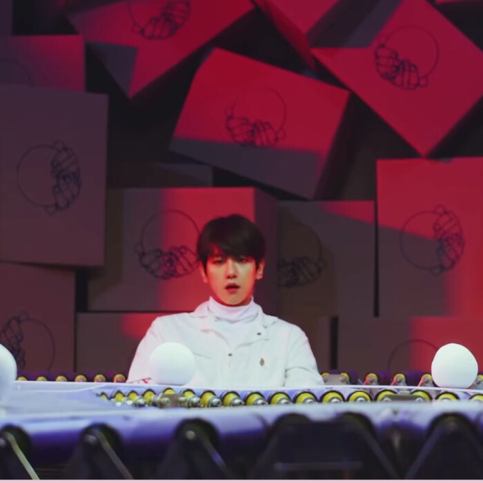 边伯贤youngmv自截自制边伯贤baek