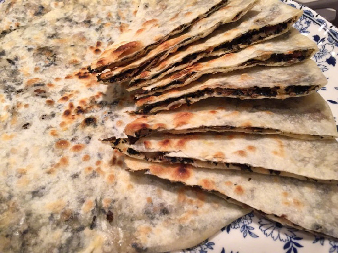 【温州梅菜麦饼】口感松脆,爽口不粘牙,喷香,营养价值也高.