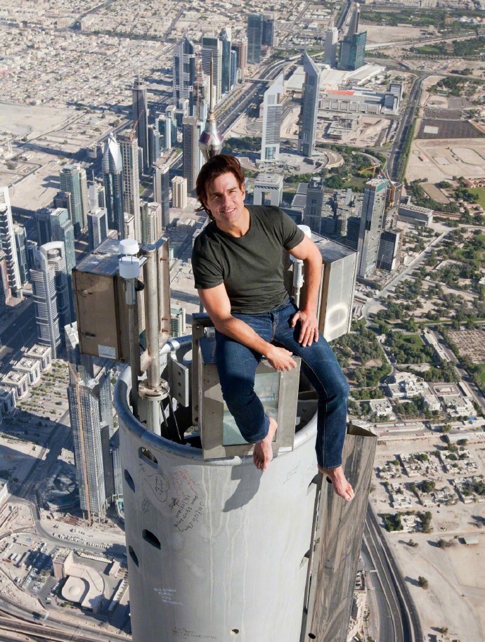 拍摄《碟中谍4》时,汤姆·克鲁斯实地爬,跳了很多次世界第一高楼迪拜