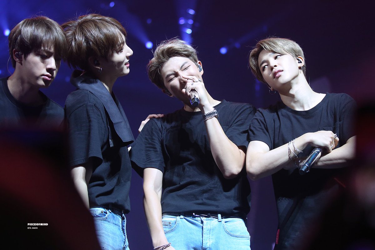 金南俊&jimin 朴智旻 bts 防弹少年团 bts world tour "love yourself