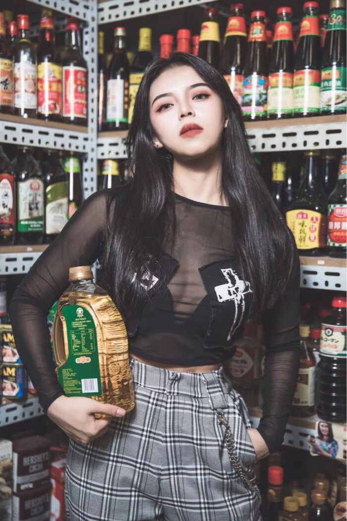 weibo@走向世界的彭美丽