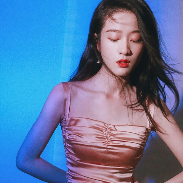 张雪迎头像