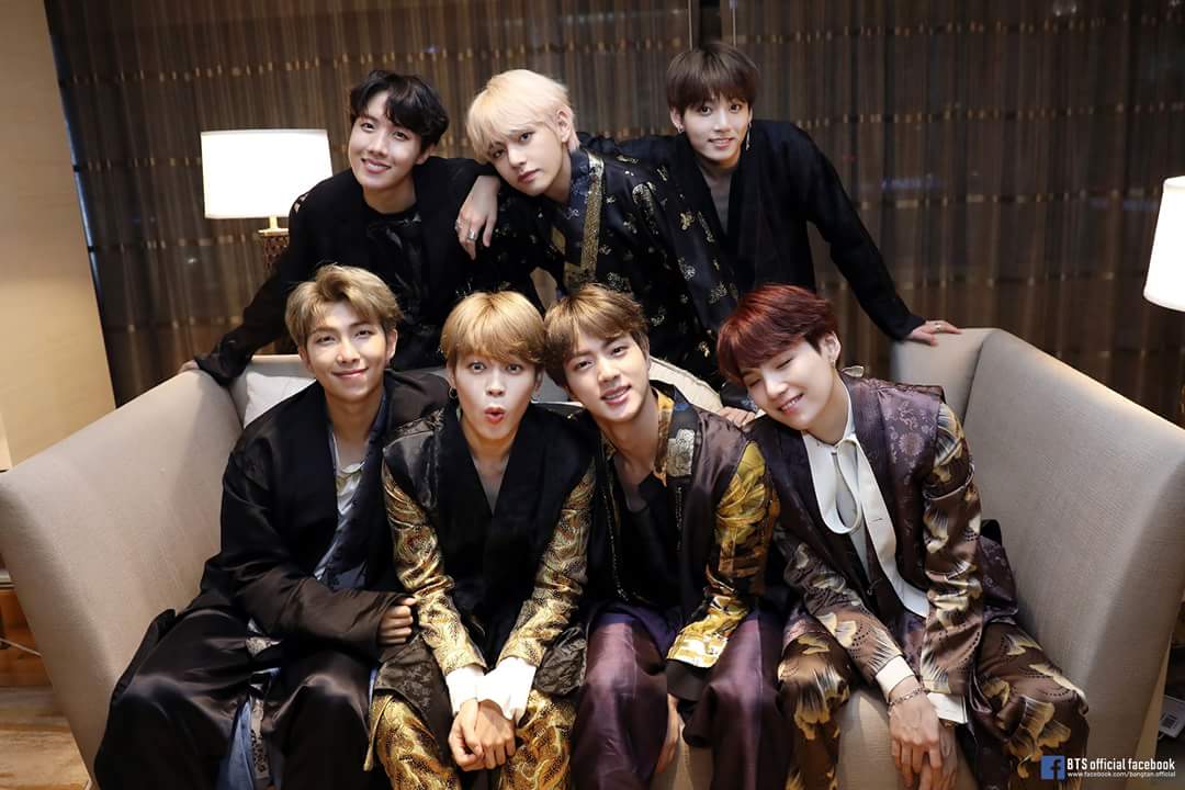 bts 防弹少年团 180924 happy chuseok, army! :-)