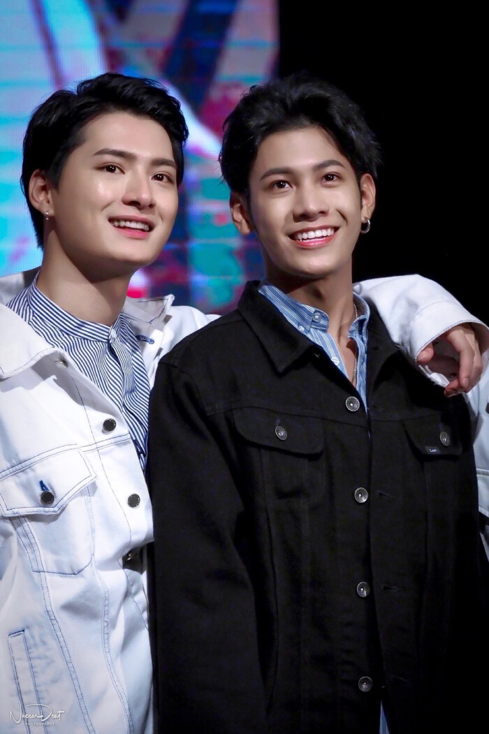 singtokrist手机壁纸,singtokrist超清壁纸 kristperawat 暖暖 阿日学长 arthit 王慧侦 singtoprachaya 小狮子