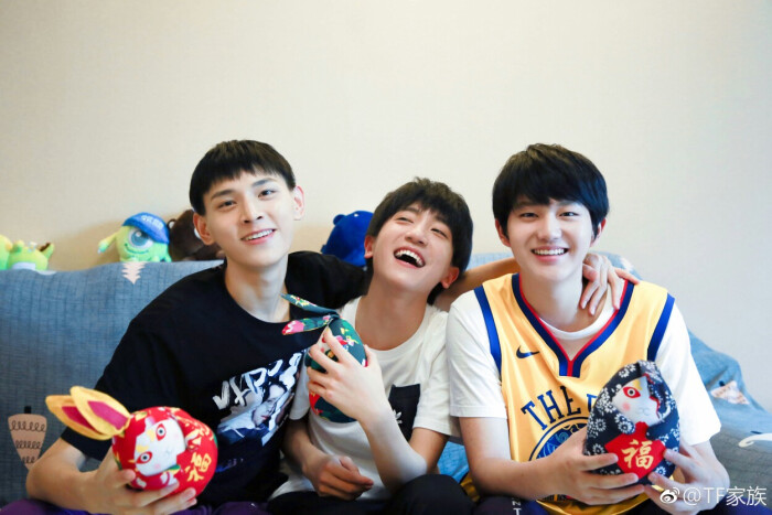 宋文嘉 李天泽(我的大本命!天下无敌第一帅!)辜圣棵来自微博@tf家族