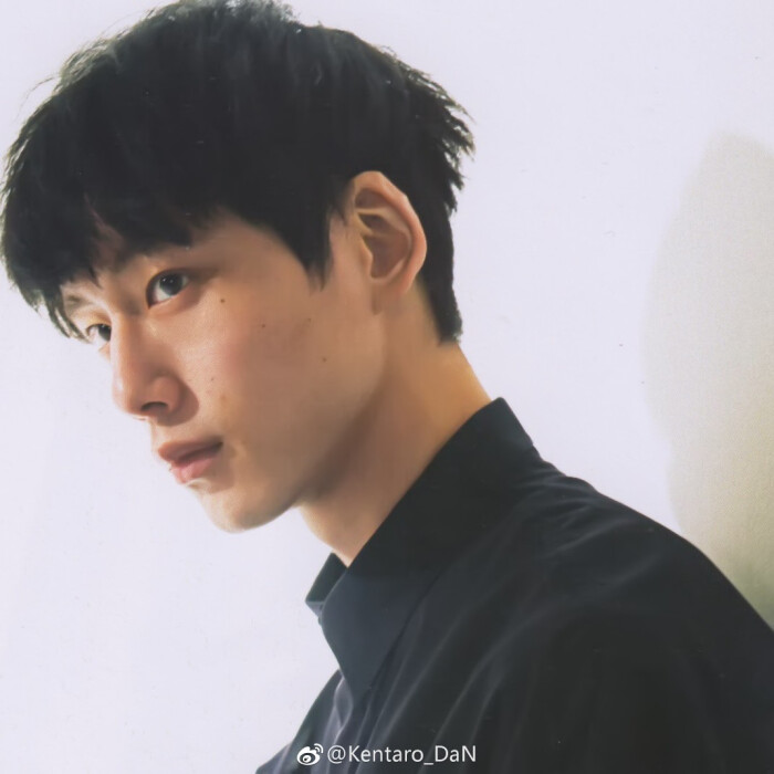 坂口健太郎