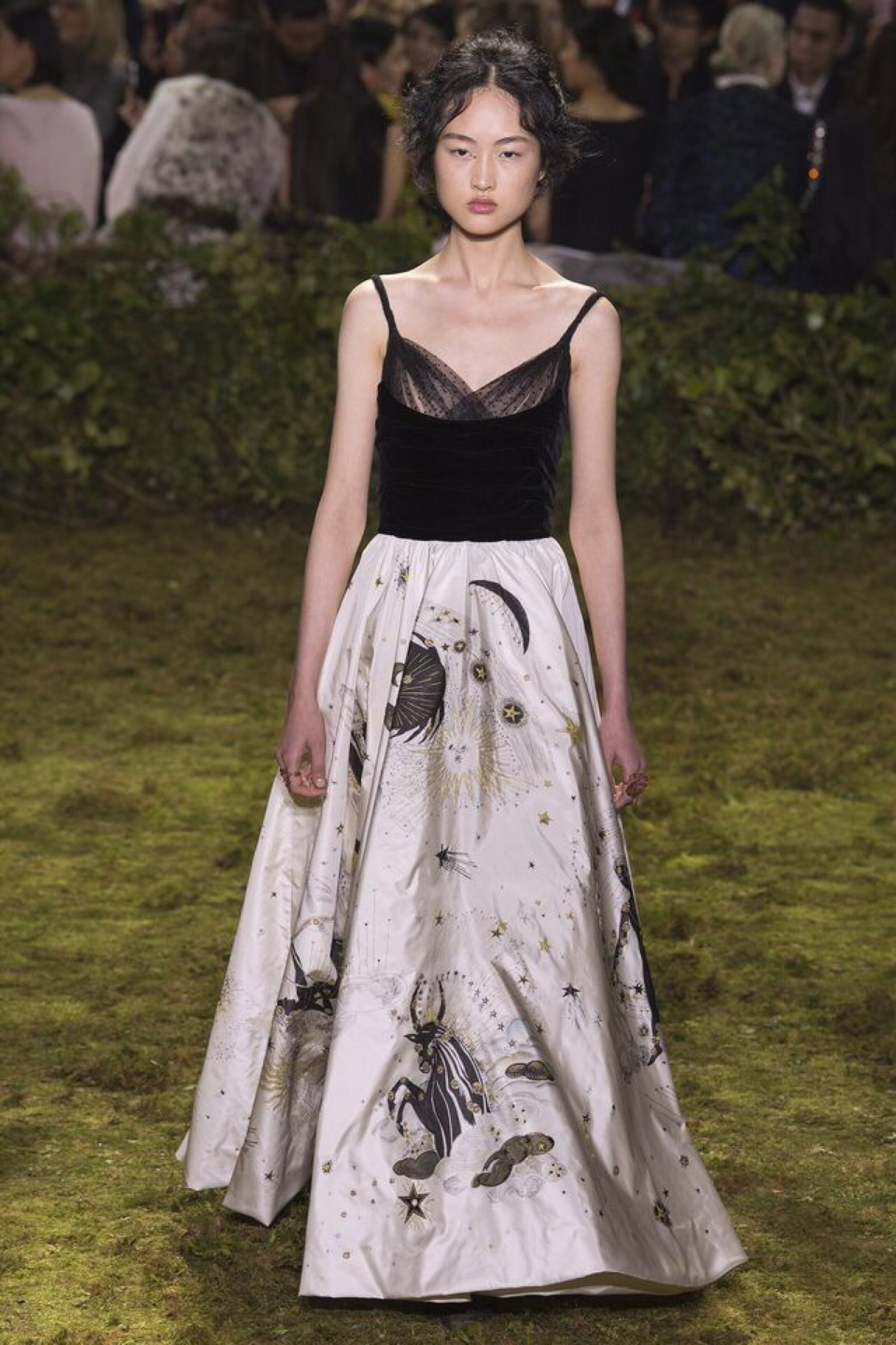 christian dior秀场,christiandior 秀场christian dior 2017春夏 礼服时装周走秀