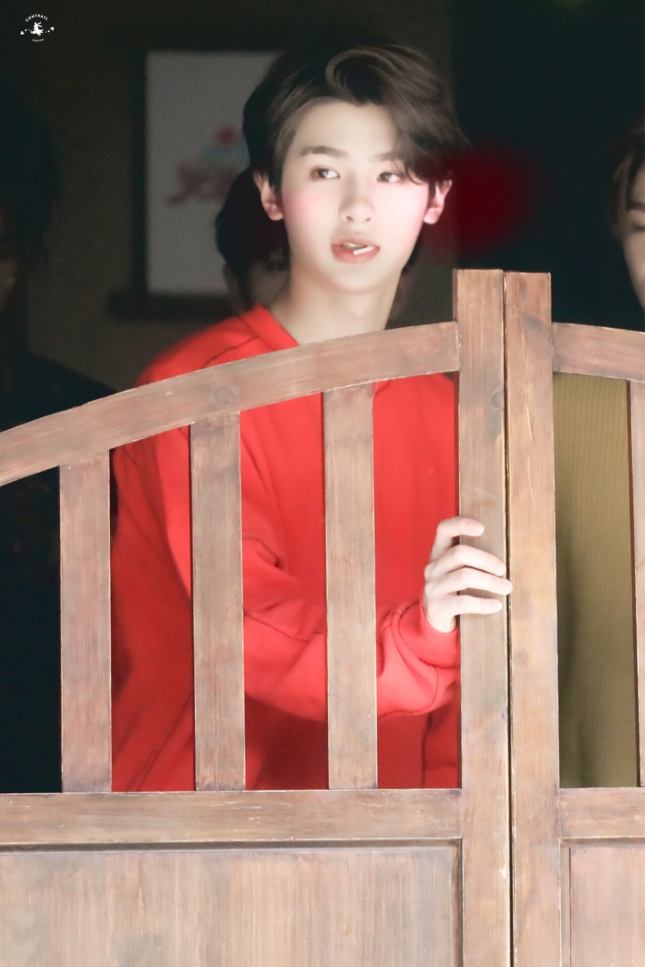 微博@tttangsiqi 黄明昊红色的昊哥国庆节快乐