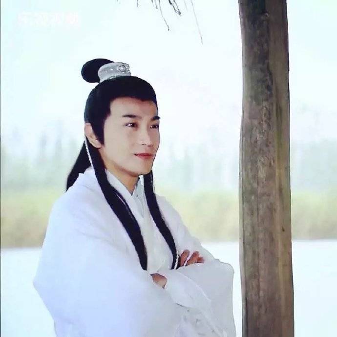 张智尧 