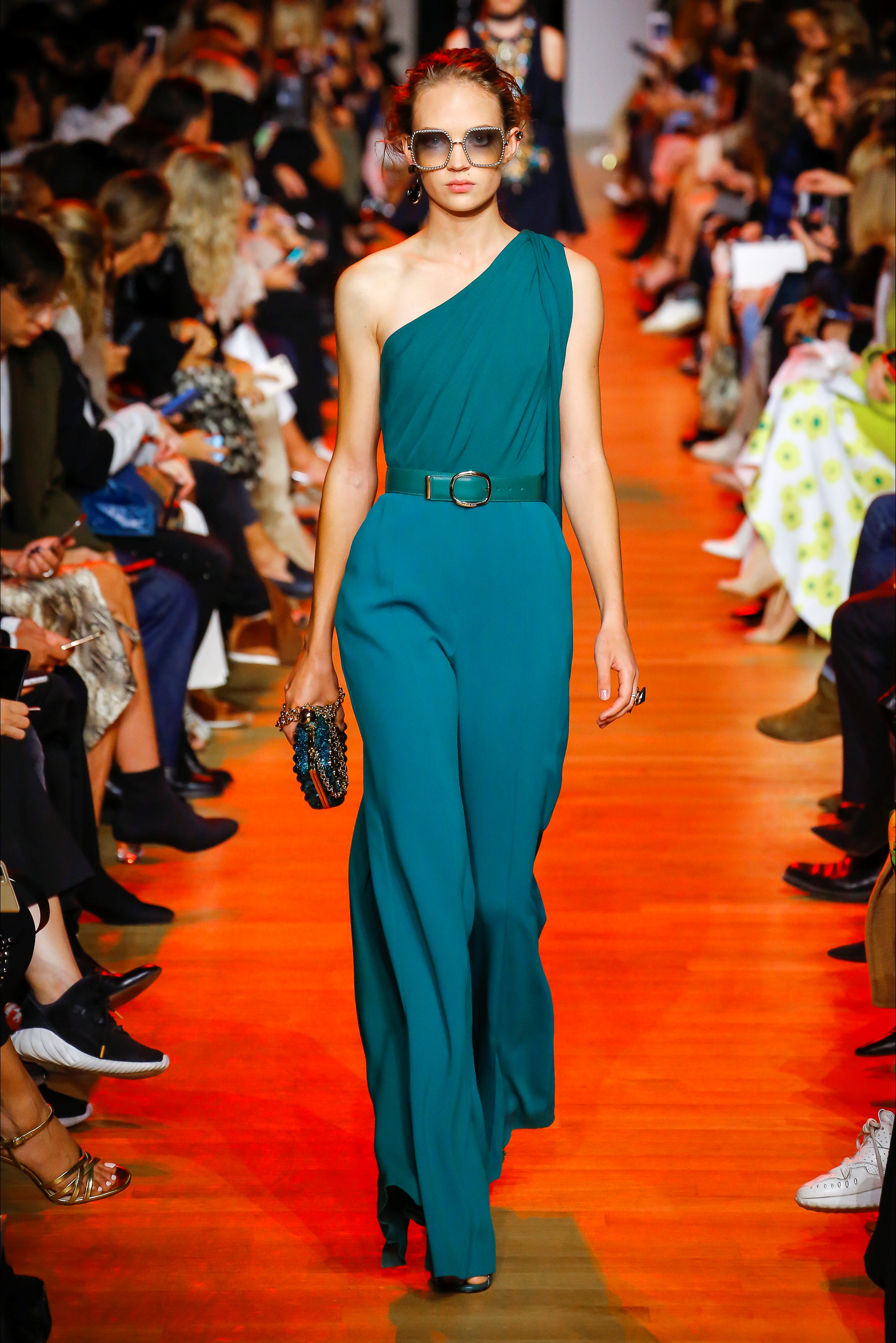 elie saab(艾莉·萨博)2019巴黎时装周春夏高级成衣发布秀