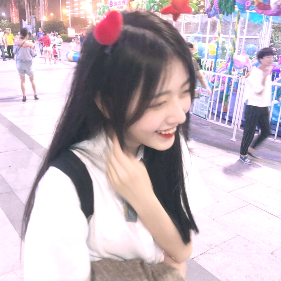 韩系 女生 欧美 半身 唯美 遮脸 镜子照 中式风 安静 可爱 卖萌 个性