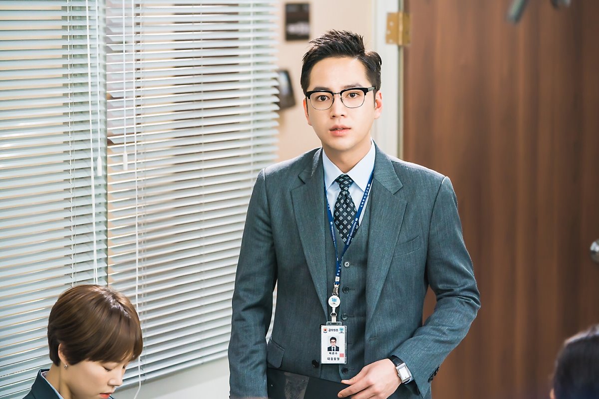 张根硕《switch改变世界》剧照