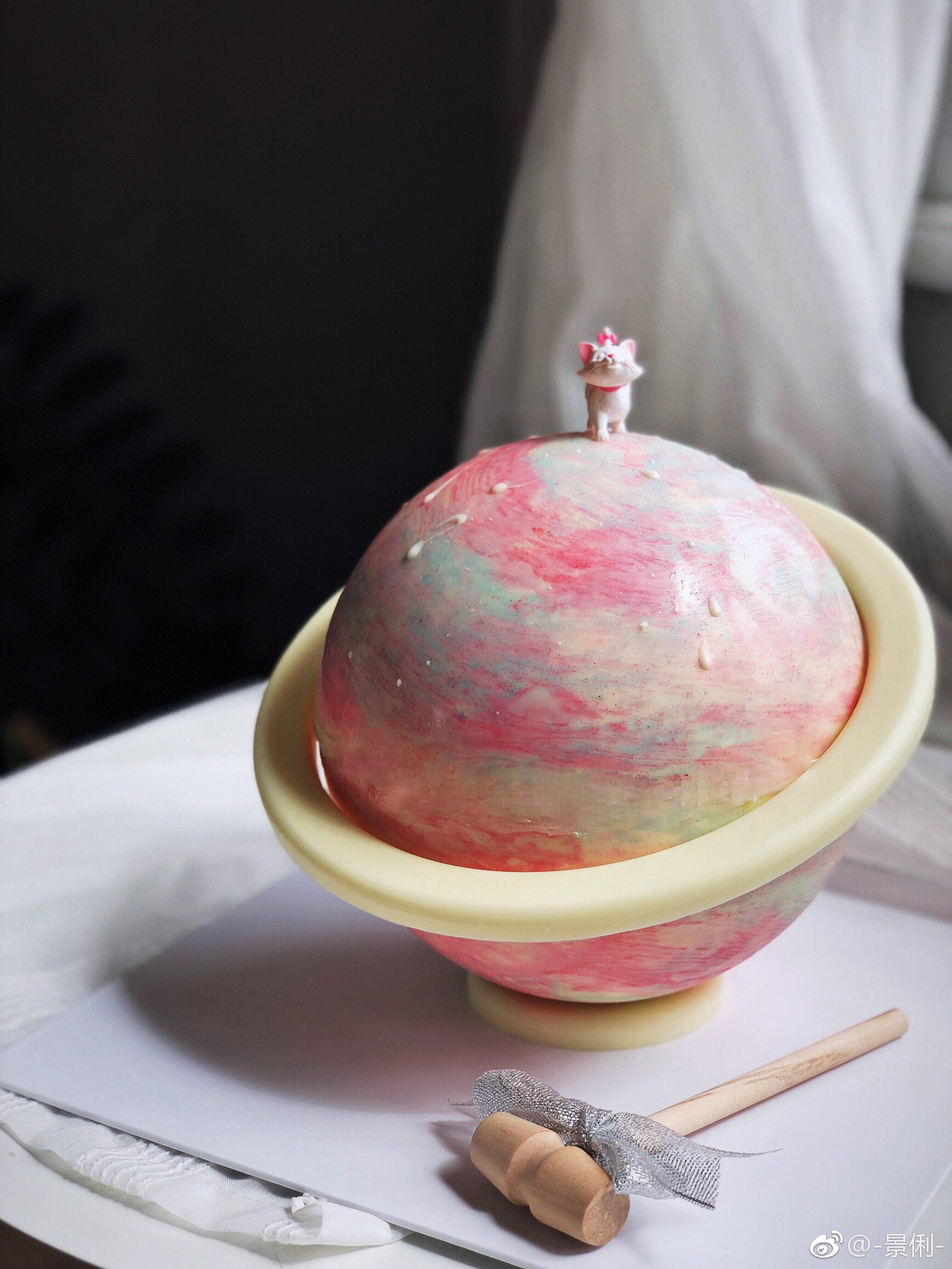 网红款星球蛋糕.慕斯球造型