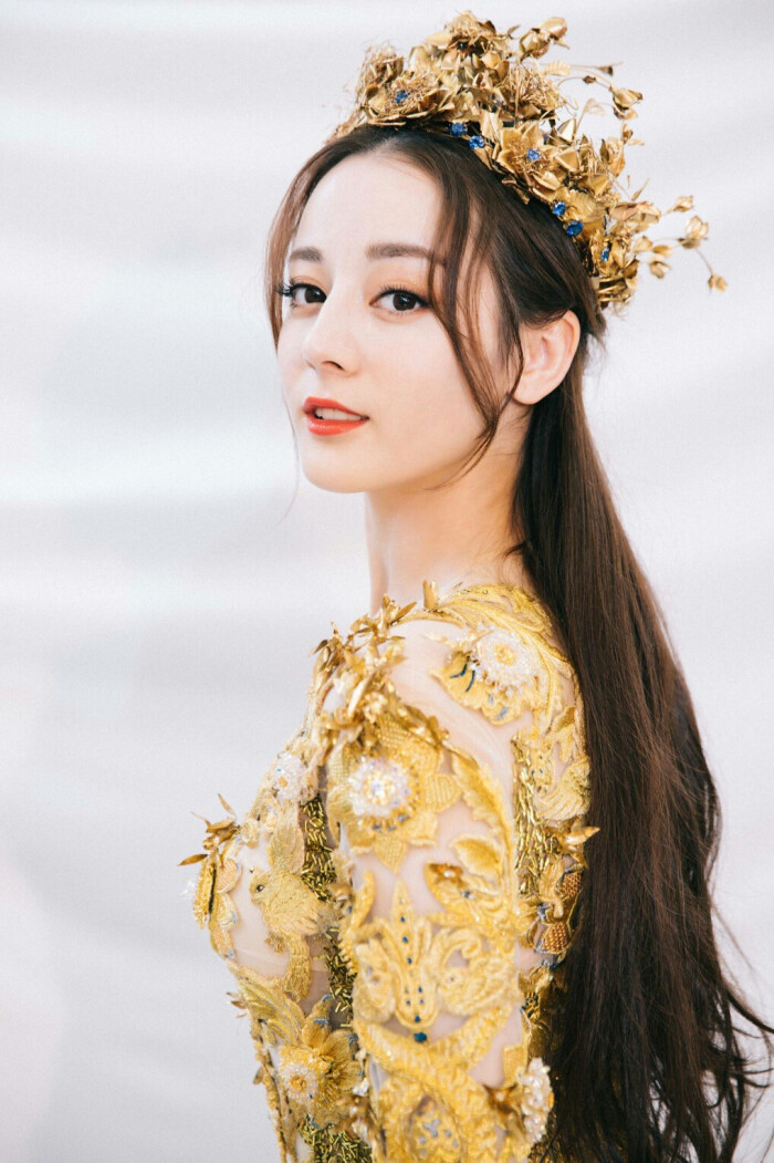 金鹰女神迪丽热巴(òωó)