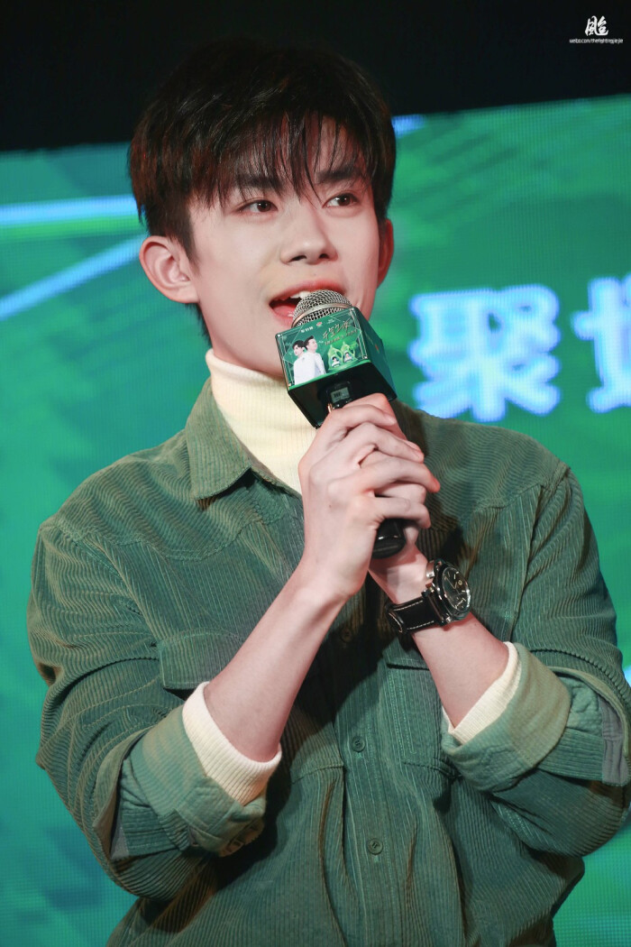 易烊千玺 #tfboys 好爸爸千玺之夜活动 高清 帅气