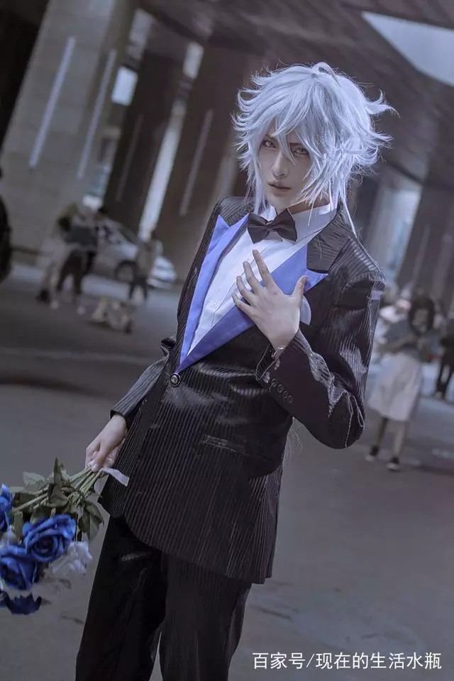 小哥@悠司带来的梅林cos