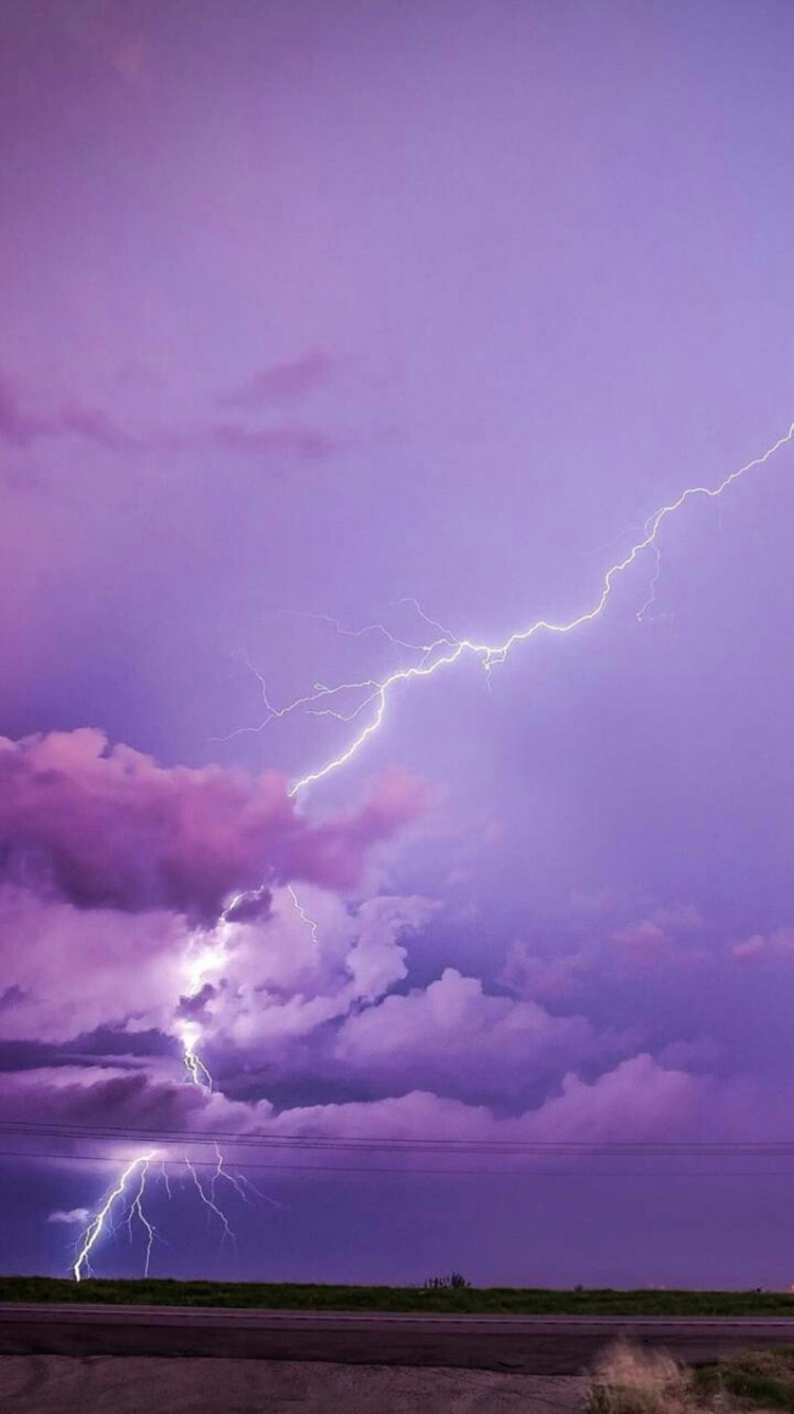 适合做手机壁纸/朋友圈背景图/头像 单色系潮图 喜欢请收藏关注 谢谢