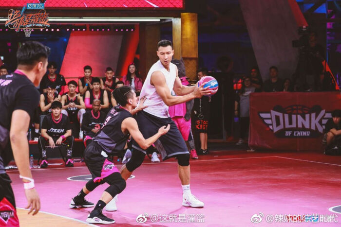 杨政 就那三块料# #这就是灌篮# 说句心里话,对j-team没有偏见,jt