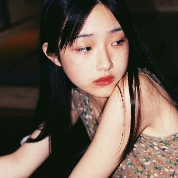 黑暗系女生头像