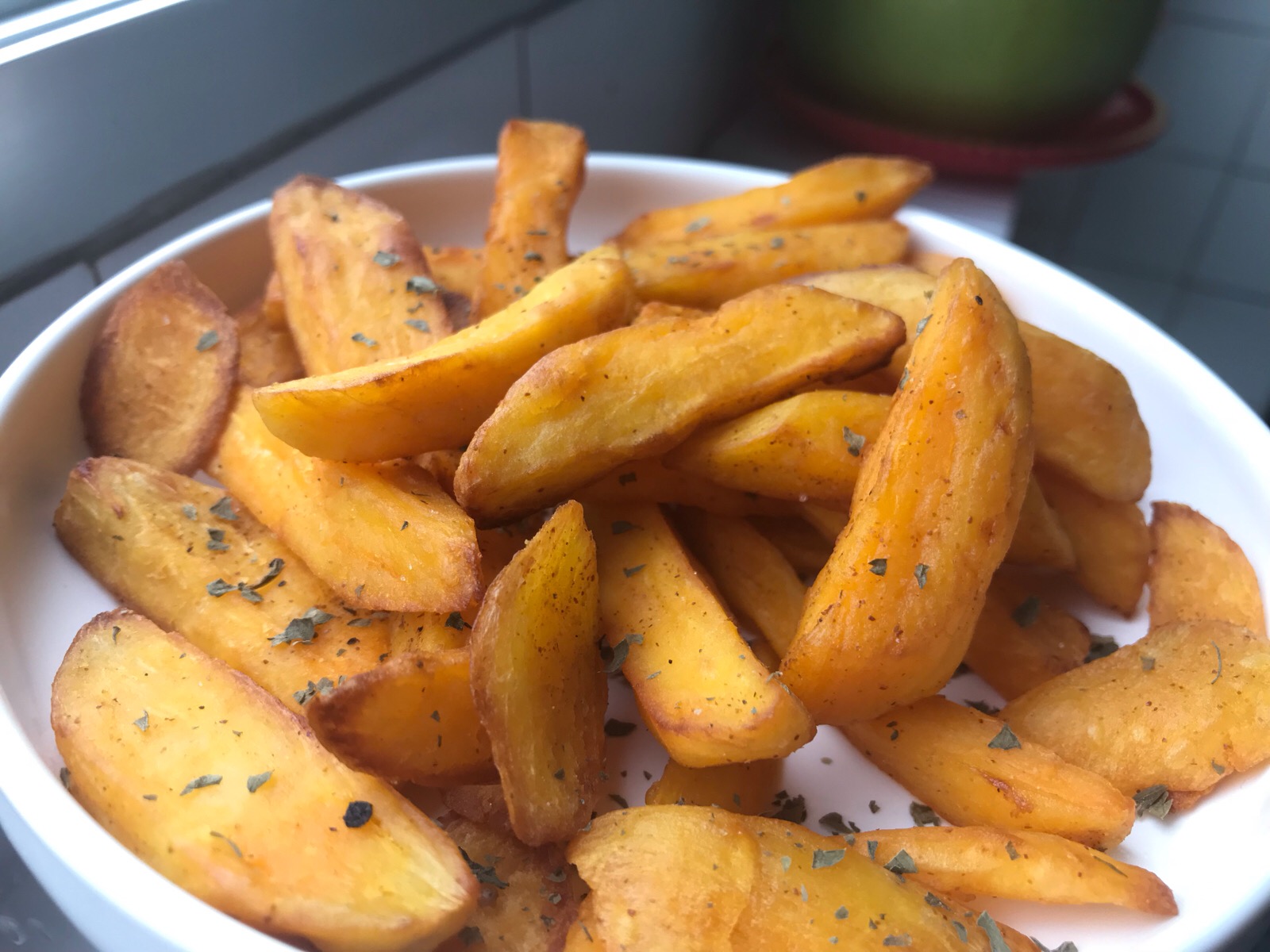 一人の食 the best sweet potato chips hv ever made