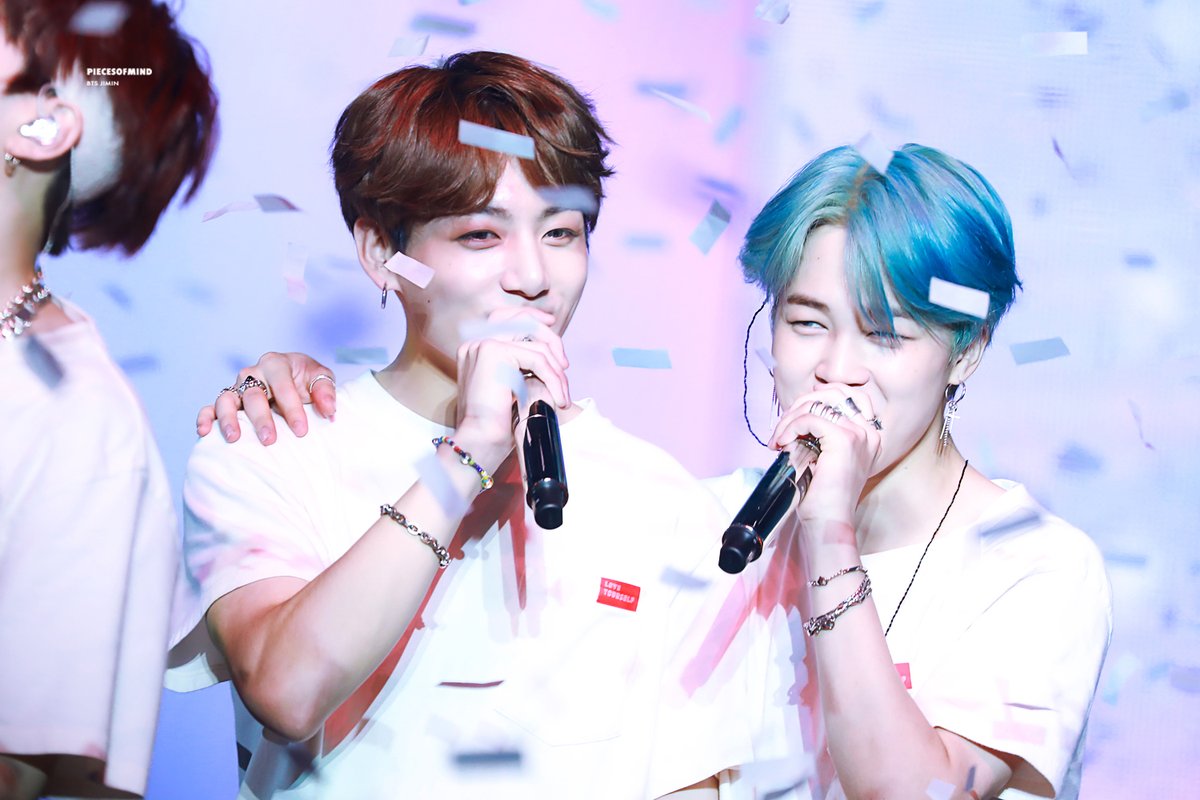 jungkook 田柾国&jimin 朴智旻 bts 防弹少年团 bts world tour "love
