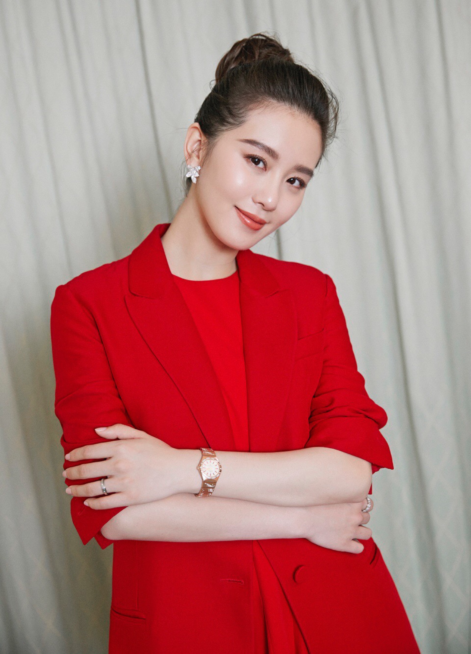 刘诗诗# 欧米茄名人大使@刘诗诗 出席@欧米茄 全新星座系列曼哈顿