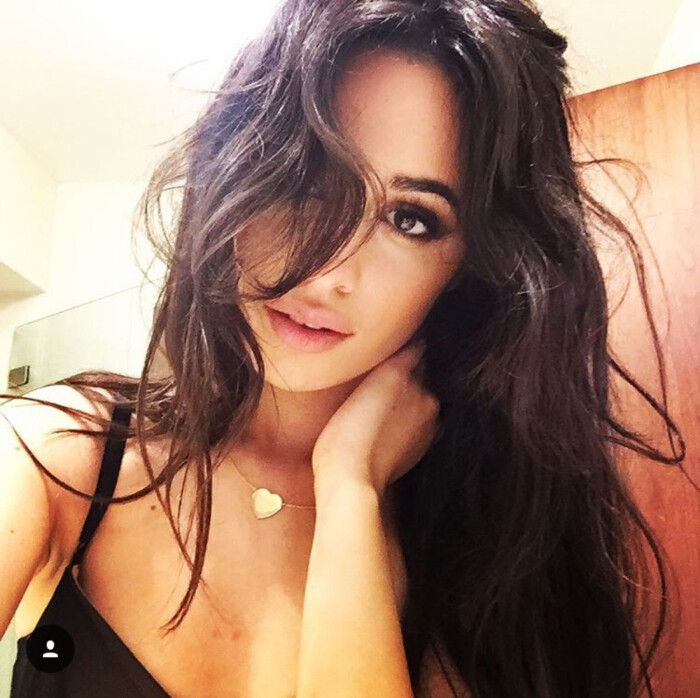 camila cabello 乳化,camila cabello 写真 camila cabello 卡妹