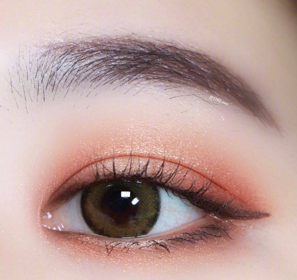 适合秋冬精致甜美的眼妆参考