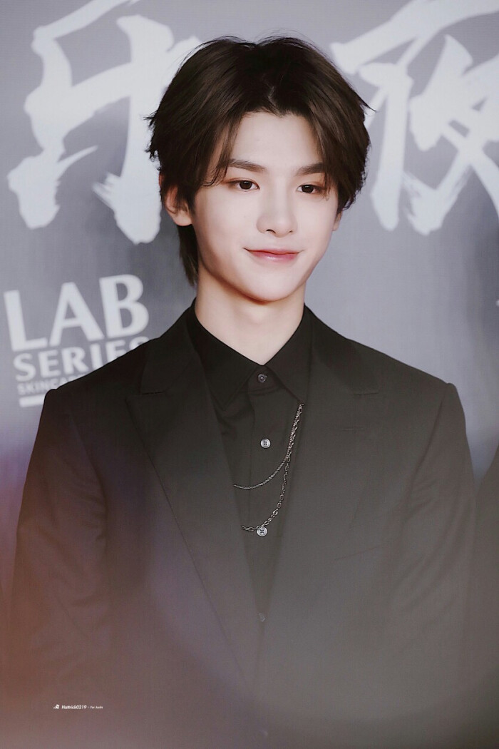 justin黄明昊 富贵 可爱