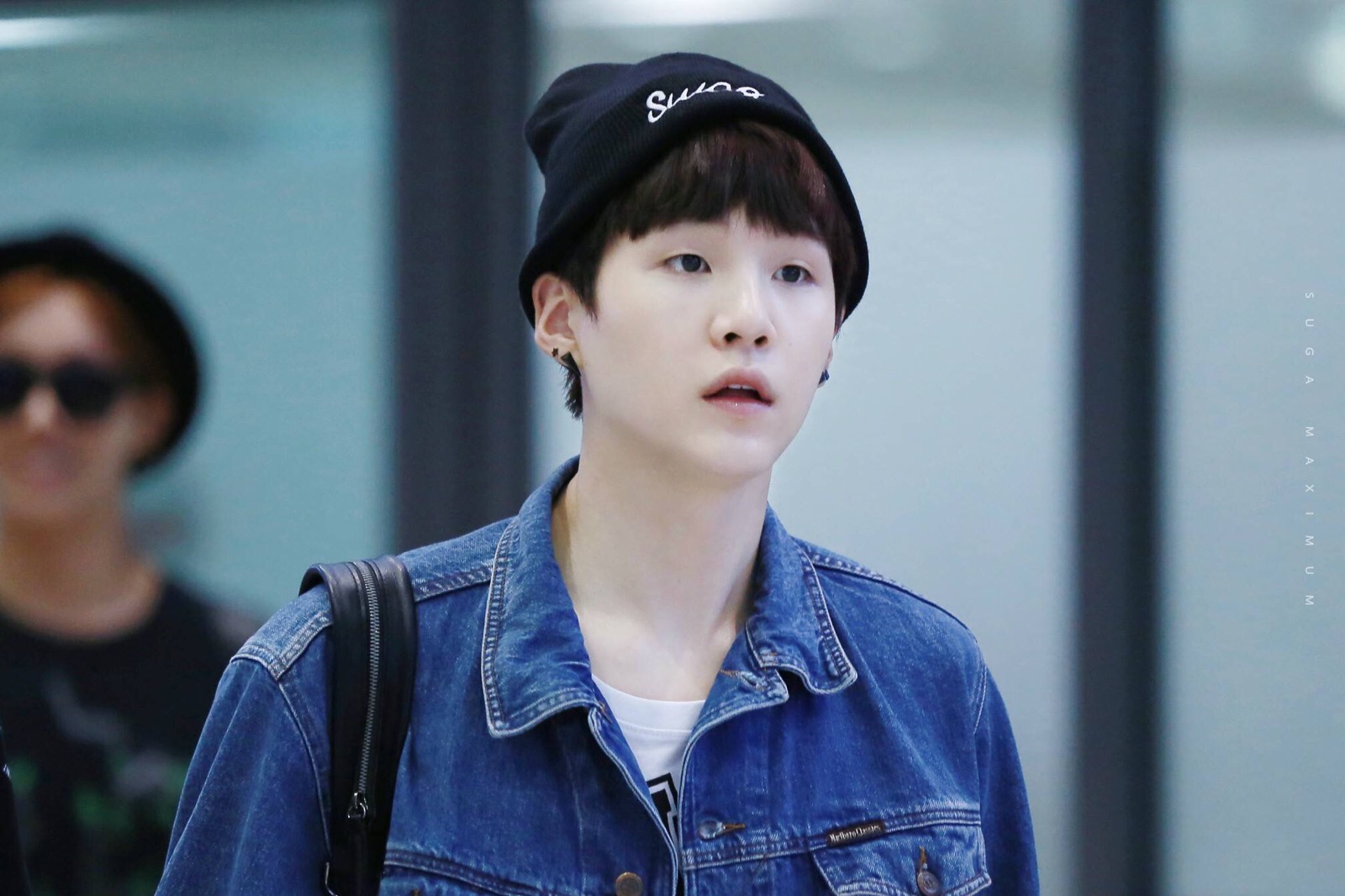 闵玧其suga
