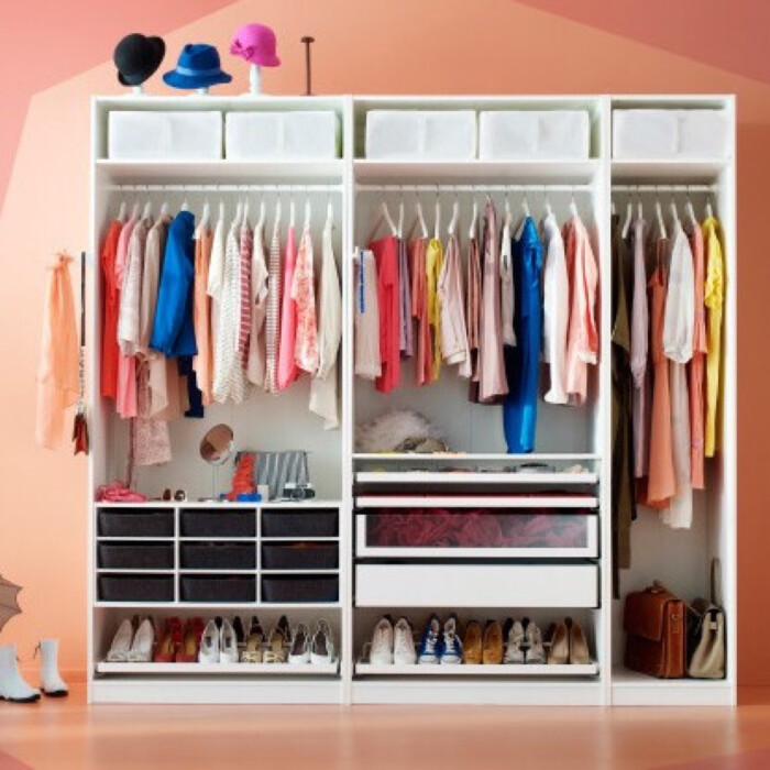 现在每天早上起来是不是已经想的不是柜子里缺一件衣服,而是想我今天