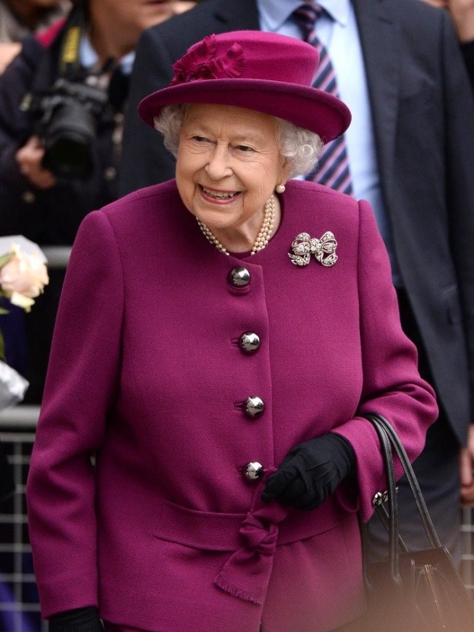 女王和挪威国王哈拉尔五世出席英国—挪威学会百年招待会