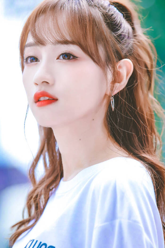 黄婷婷