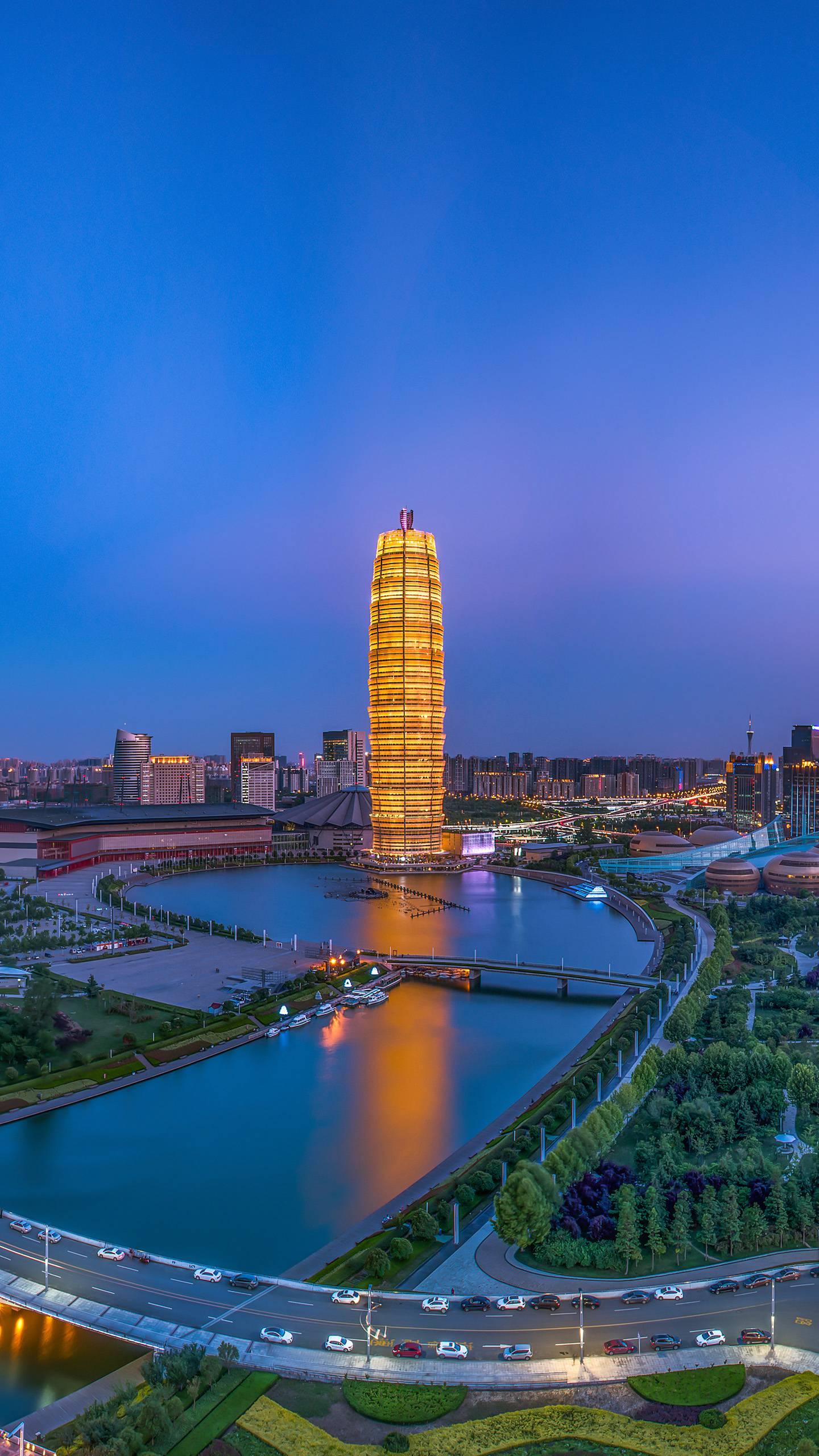 郑州是河南省的省会,是中原地区的重要城市