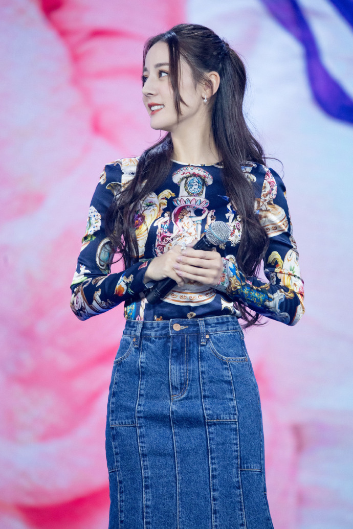 迪丽热巴
