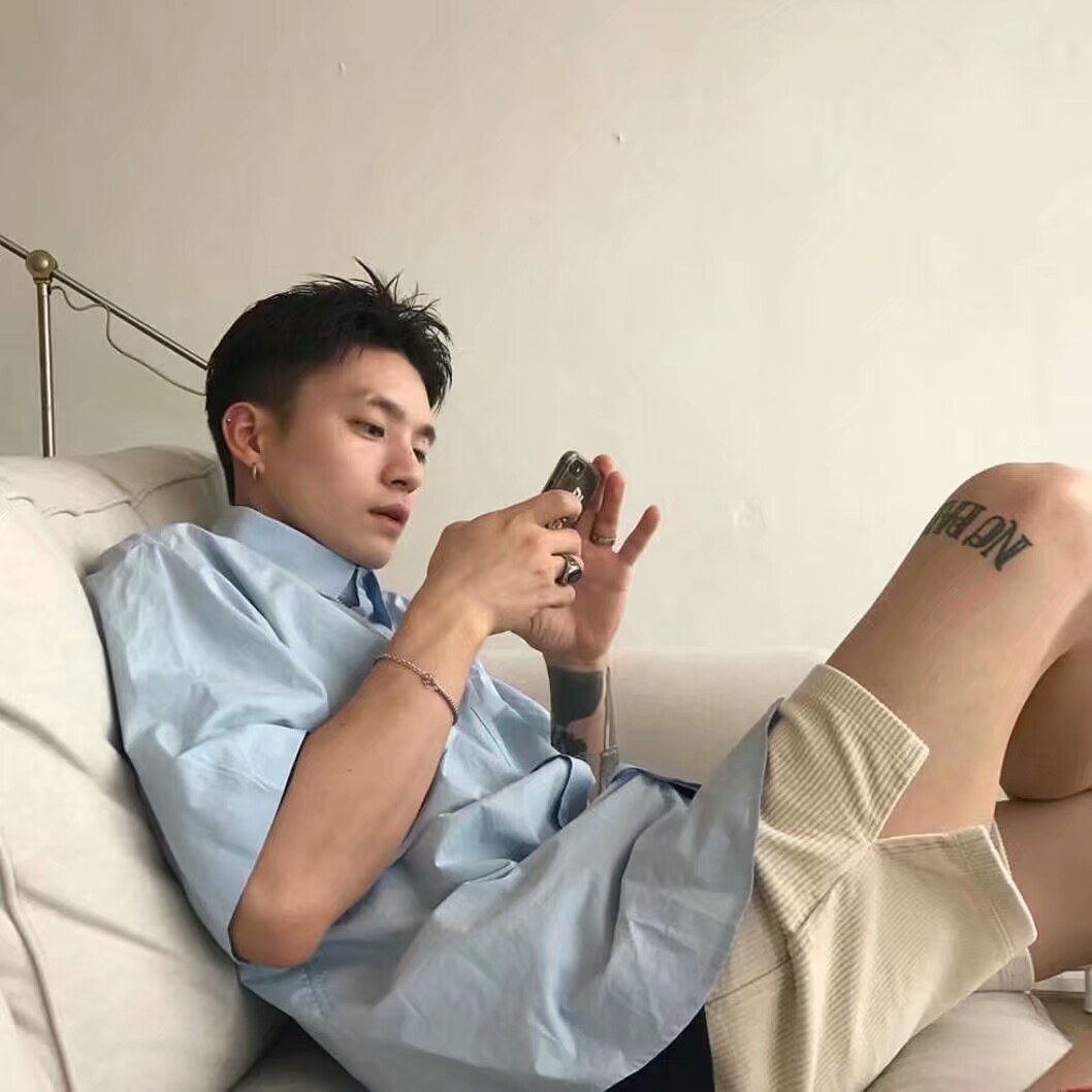 男生头像带着分享的态度!图源二传qq空间,侵删!希望得到尊重!熊嫖嫖
