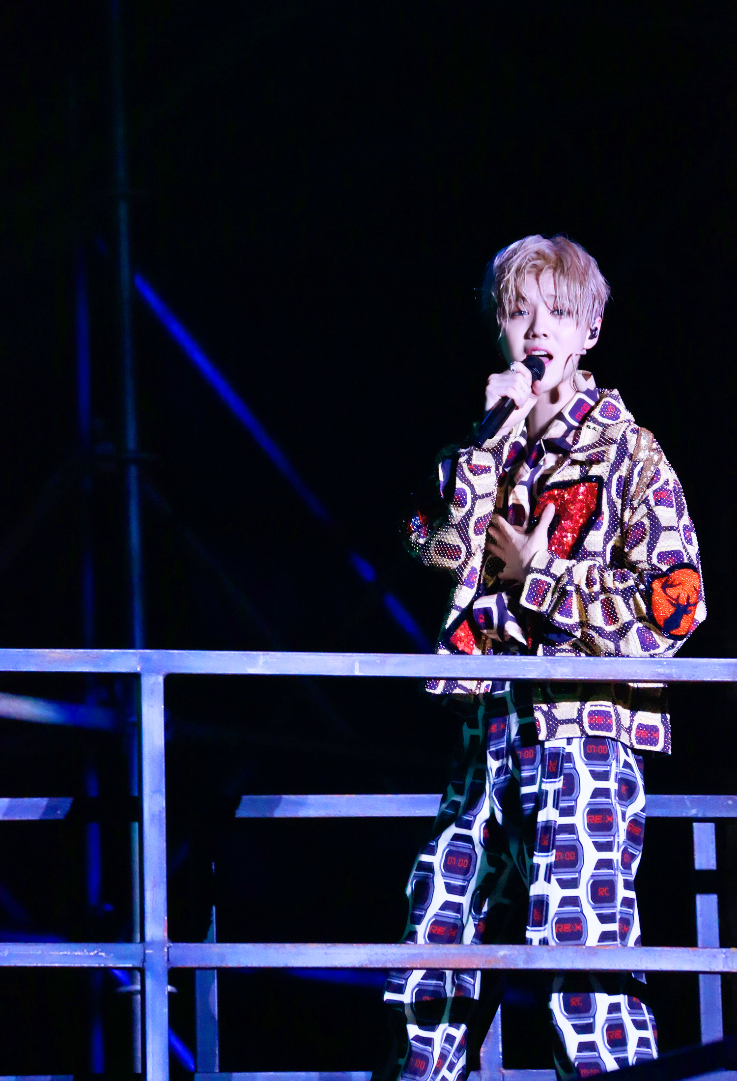 鹿晗【181109 2018re:x巡回演唱会深圳站】
