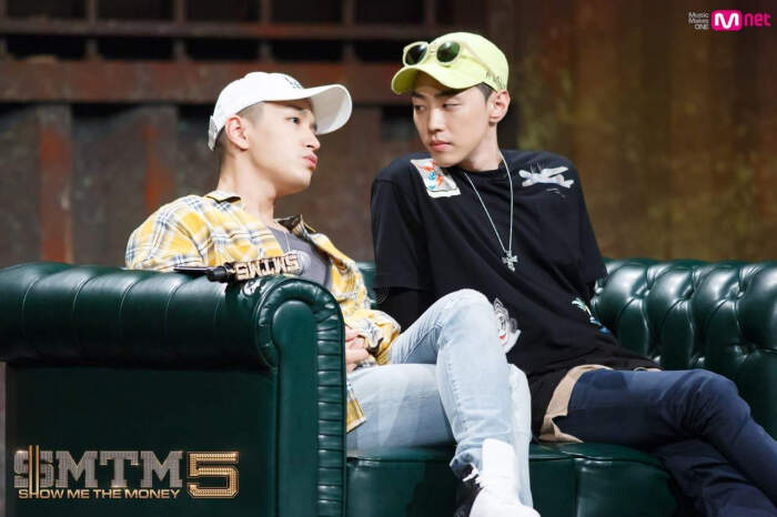 aomg gray simiomd