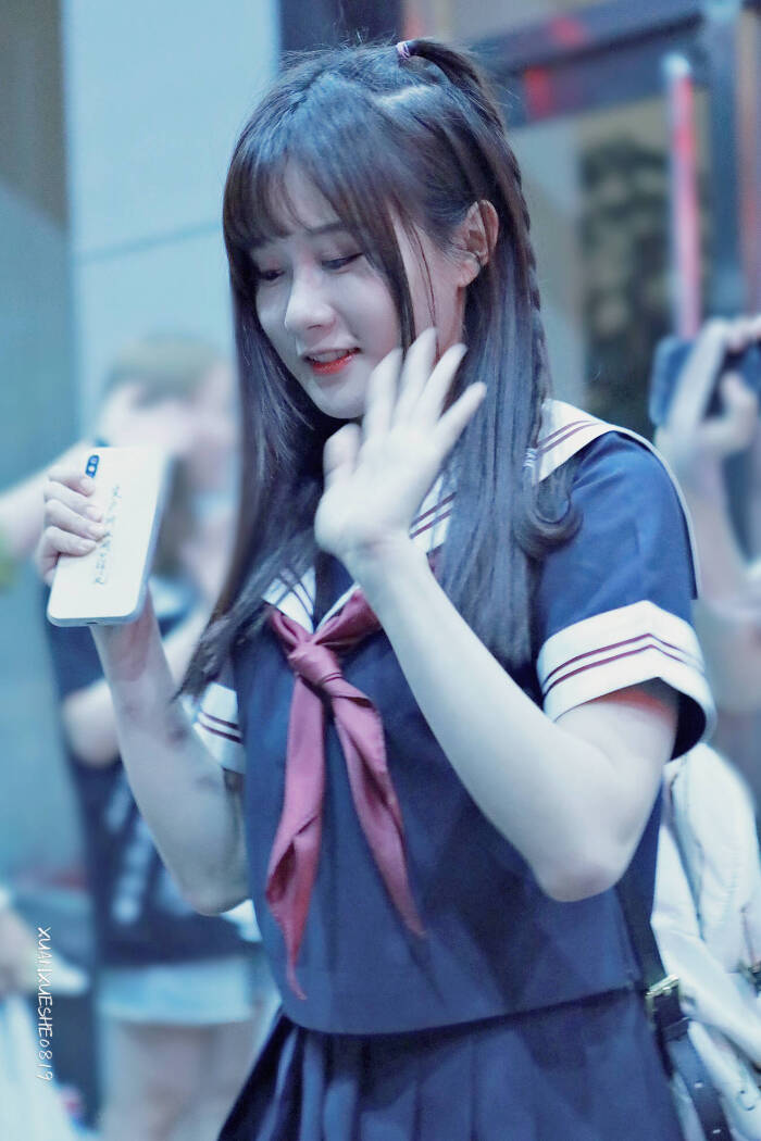 段艺璇 