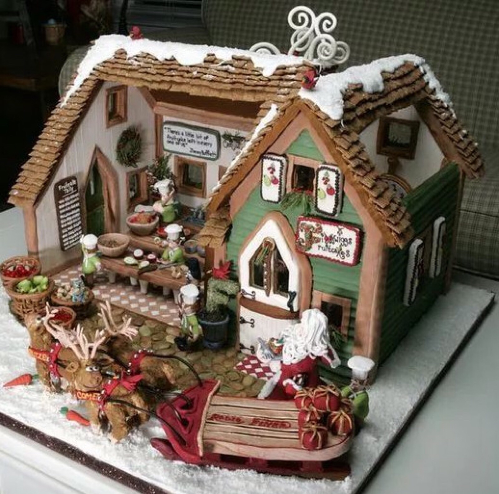 圣诞姜饼屋,圣诞节做一个属于自己的童话小屋吧!