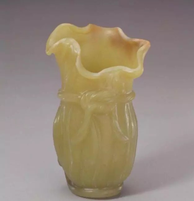 "清"乾隆年间制作生产的"乾隆工"玉器精品