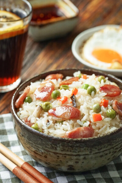 香肠焖米饭