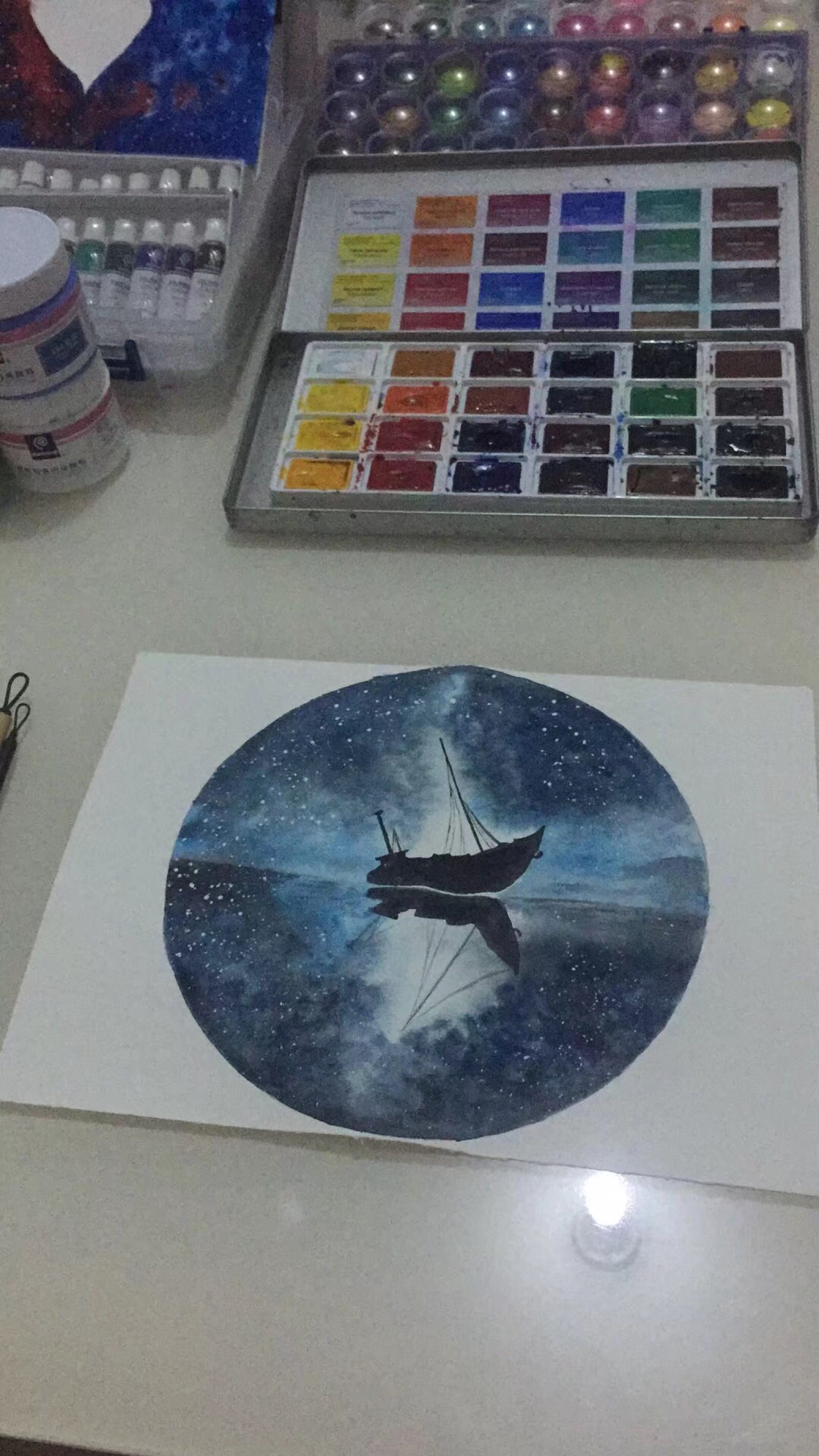 星空鲸鱼水粉画图片图片