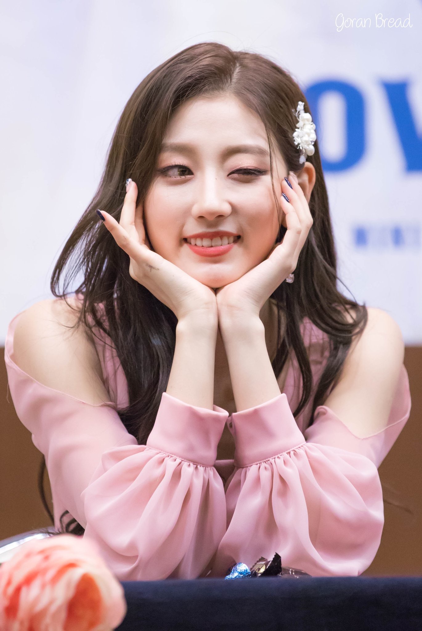 lovelyz 郑艺仁