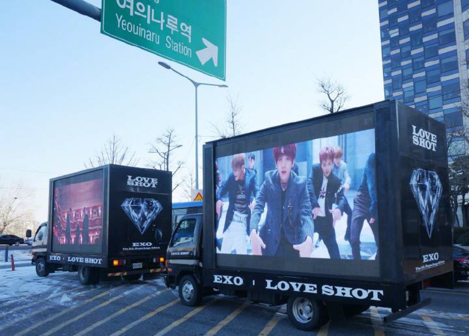 EXO成员的车图片