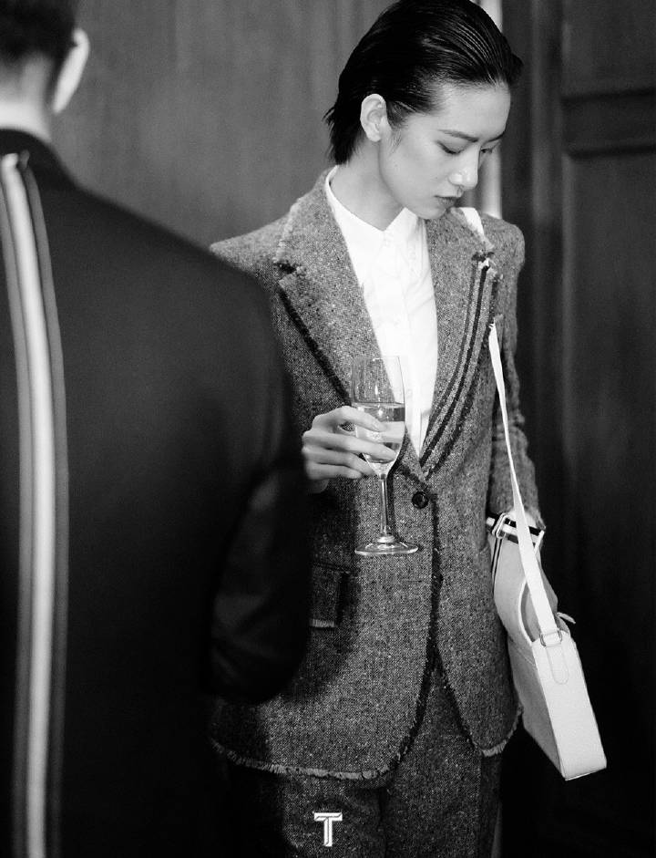 项偞婧